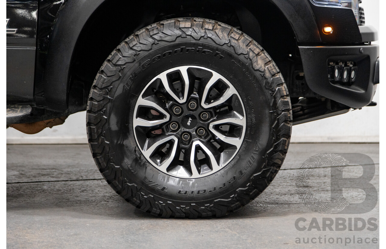 12/2012 Ford F-150 SVT Raptor (4x4) MY13 4d Super Cab Tuxedo Black Metallic V8 6.2L