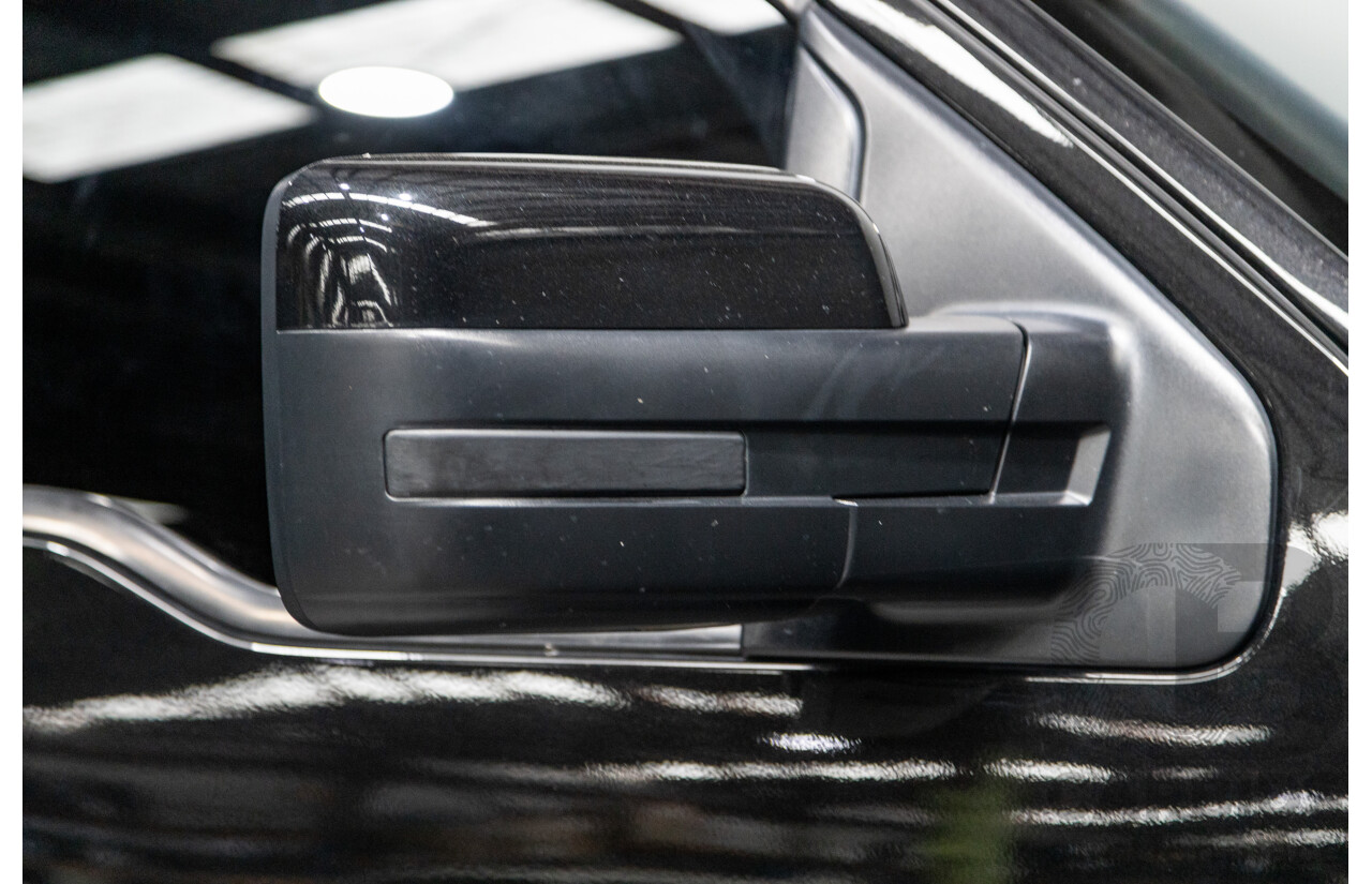 12/2012 Ford F-150 SVT Raptor (4x4) MY13 4d Super Cab Tuxedo Black Metallic V8 6.2L