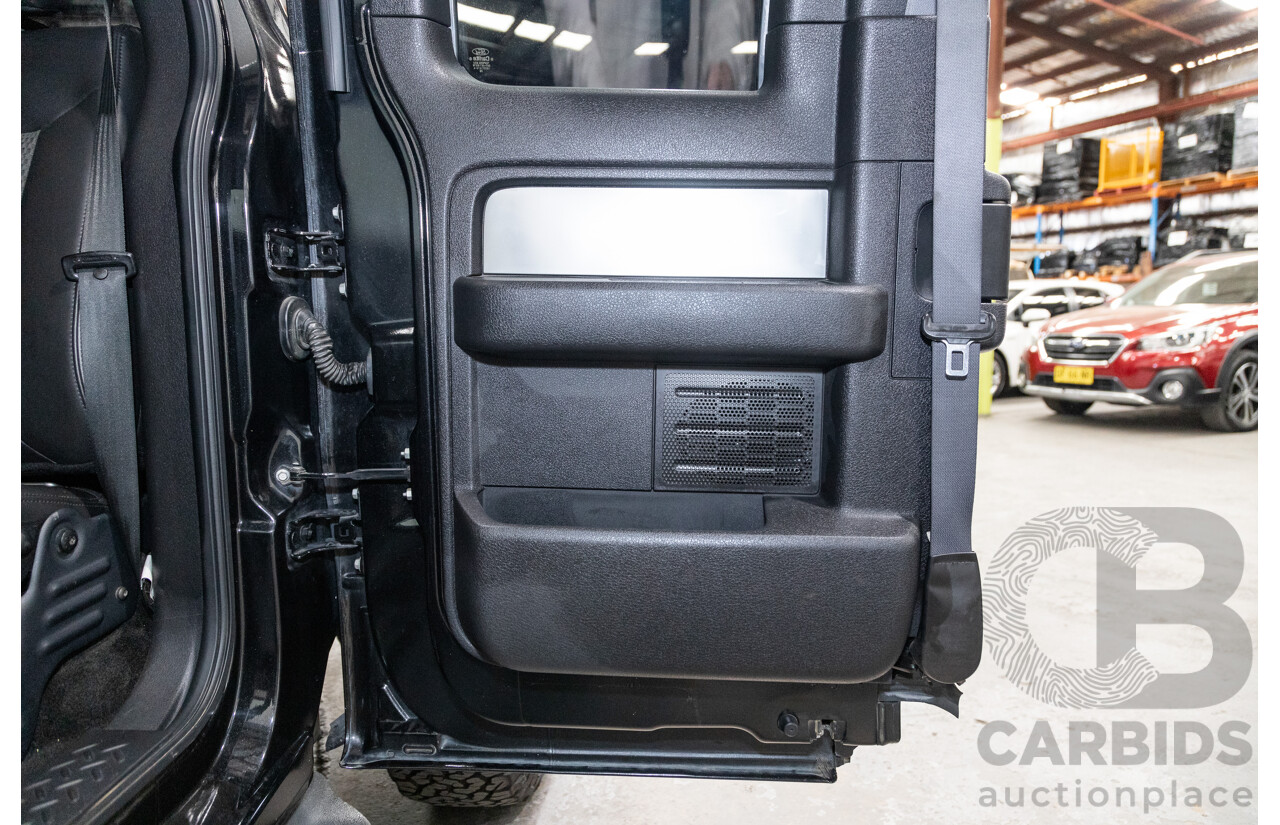 12/2012 Ford F-150 SVT Raptor (4x4) MY13 4d Super Cab Tuxedo Black Metallic V8 6.2L