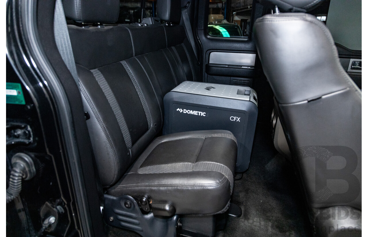 12/2012 Ford F-150 SVT Raptor (4x4) MY13 4d Super Cab Tuxedo Black Metallic V8 6.2L