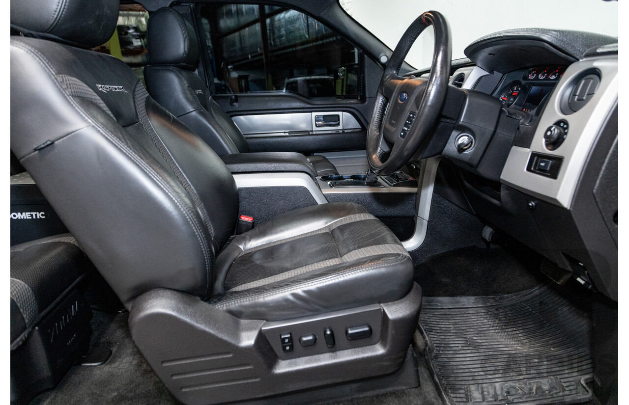 12/2012 Ford F-150 SVT Raptor (4x4) MY13 4d Super Cab Tuxedo Black Metallic V8 6.2L