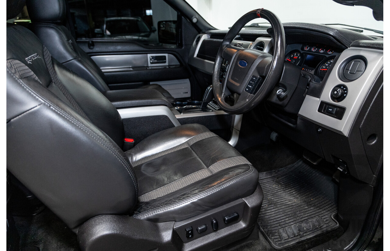 12/2012 Ford F-150 SVT Raptor (4x4) MY13 4d Super Cab Tuxedo Black Metallic V8 6.2L