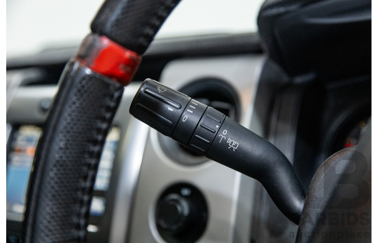 12/2012 Ford F-150 SVT Raptor (4x4) MY13 4d Super Cab Tuxedo Black Metallic V8 6.2L