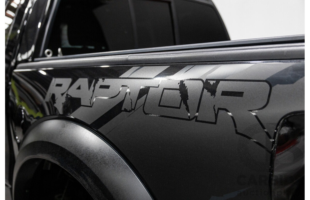 12/2012 Ford F-150 SVT Raptor (4x4) MY13 4d Super Cab Tuxedo Black Metallic V8 6.2L