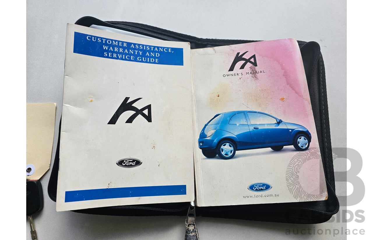 7/2001 Ford KA   3d Hatchback Silver 1.3L