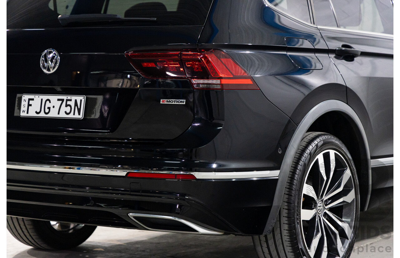 09/2018 Volkswagen Tiguan R-Line ALLSPACE 162 TSI HIGHLINE (AWD) 5NA MY18 4D Wagon Deep Black Pearl Turbo 2.0L - 7 Seater