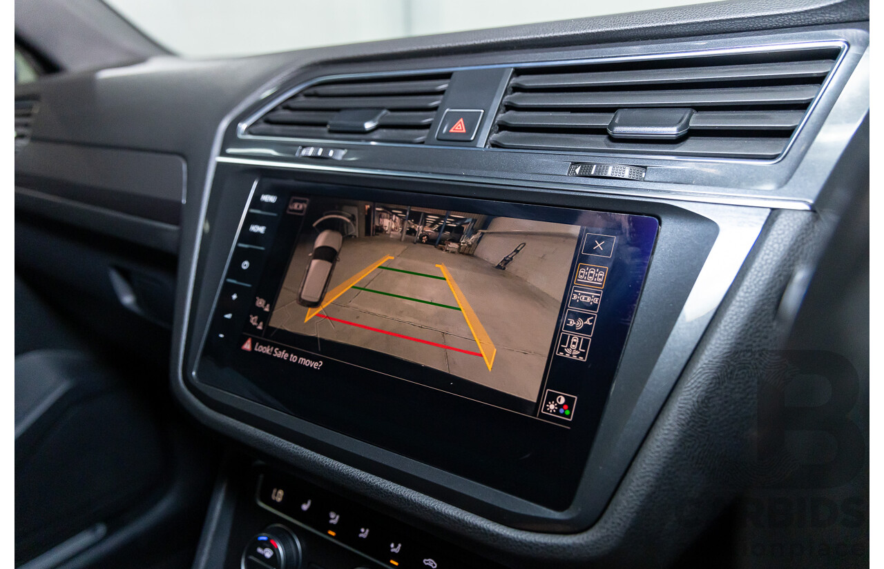 09/2018 Volkswagen Tiguan R-Line ALLSPACE 162 TSI HIGHLINE (AWD) 5NA MY18 4D Wagon Deep Black Pearl Turbo 2.0L - 7 Seater