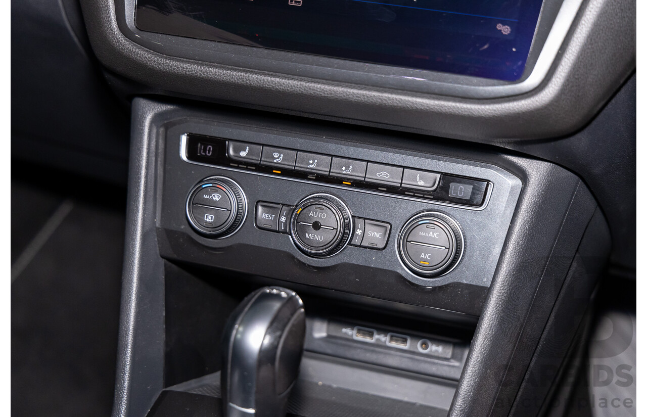 09/2018 Volkswagen Tiguan R-Line ALLSPACE 162 TSI HIGHLINE (AWD) 5NA MY18 4D Wagon Deep Black Pearl Turbo 2.0L - 7 Seater