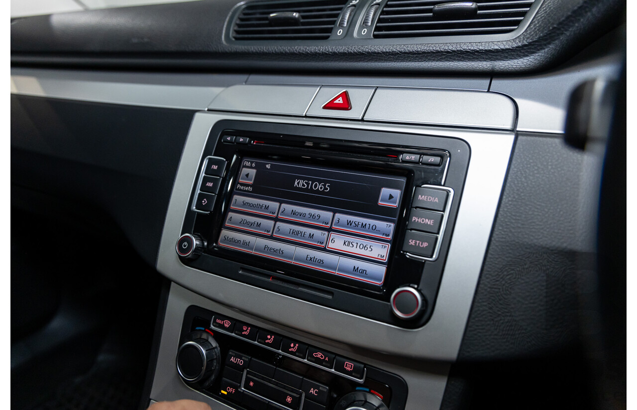 03/2010 Volkswagen Passat 118 TSI 3C MY10.5 4d Sedan Candy White Turbo 1.8L