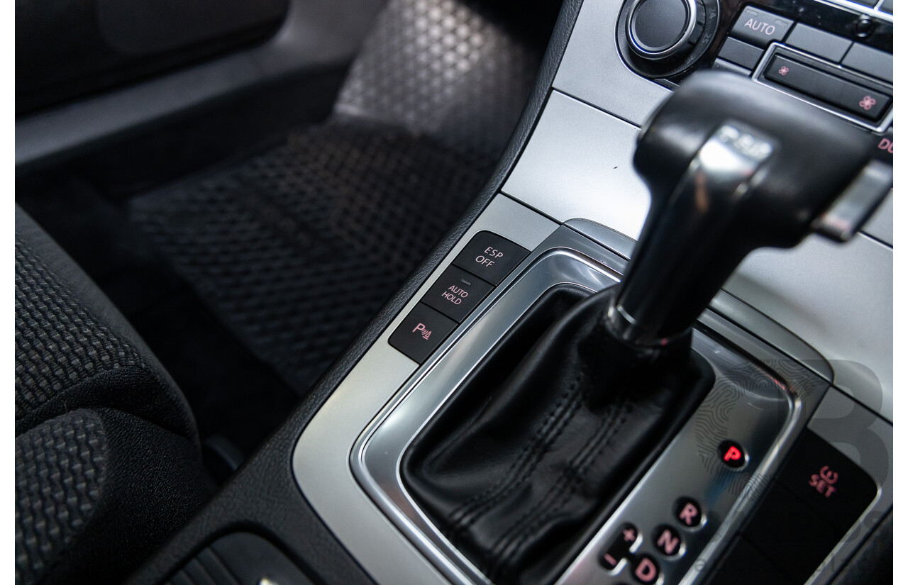 03/2010 Volkswagen Passat 118 TSI 3C MY10.5 4d Sedan Candy White Turbo 1.8L