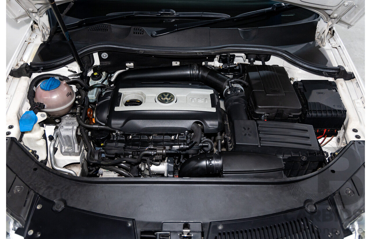 03/2010 Volkswagen Passat 118 TSI 3C MY10.5 4d Sedan Candy White Turbo 1.8L