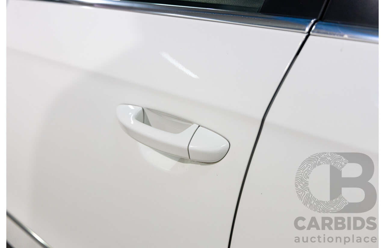 03/2010 Volkswagen Passat 118 TSI 3C MY10.5 4d Sedan Candy White Turbo 1.8L