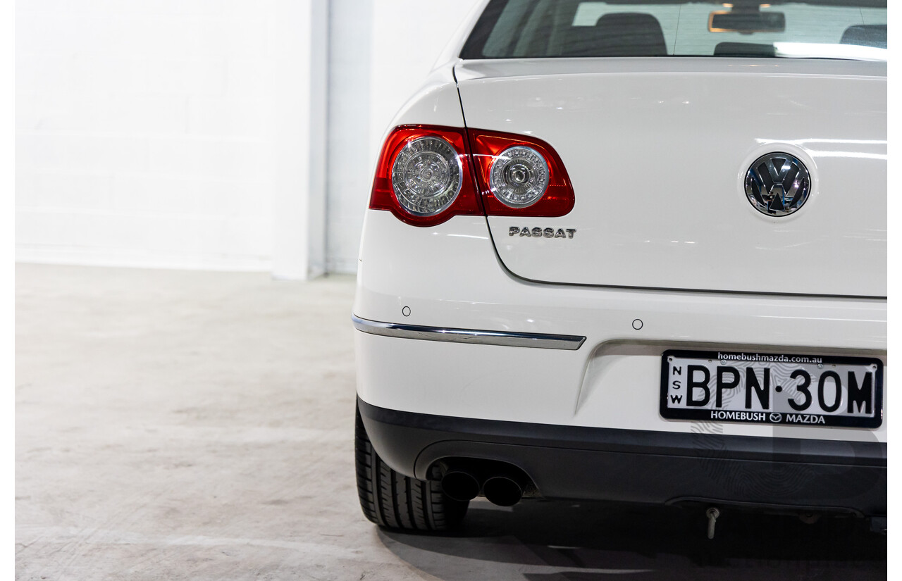 03/2010 Volkswagen Passat 118 TSI 3C MY10.5 4d Sedan Candy White Turbo 1.8L