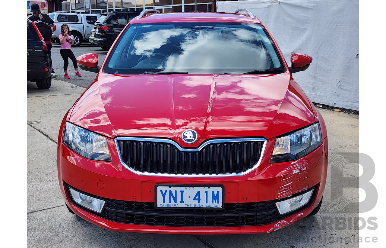 5/2014 Skoda Octavia 110 TDI Elegance NE 4d Wagon Red 2.0L
