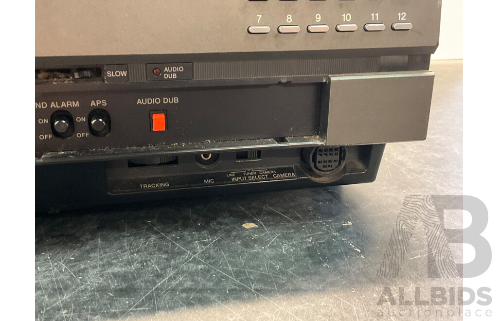 SONY Betamax Player & RadioShack VHS Video Cassette Winder - Lot of 2