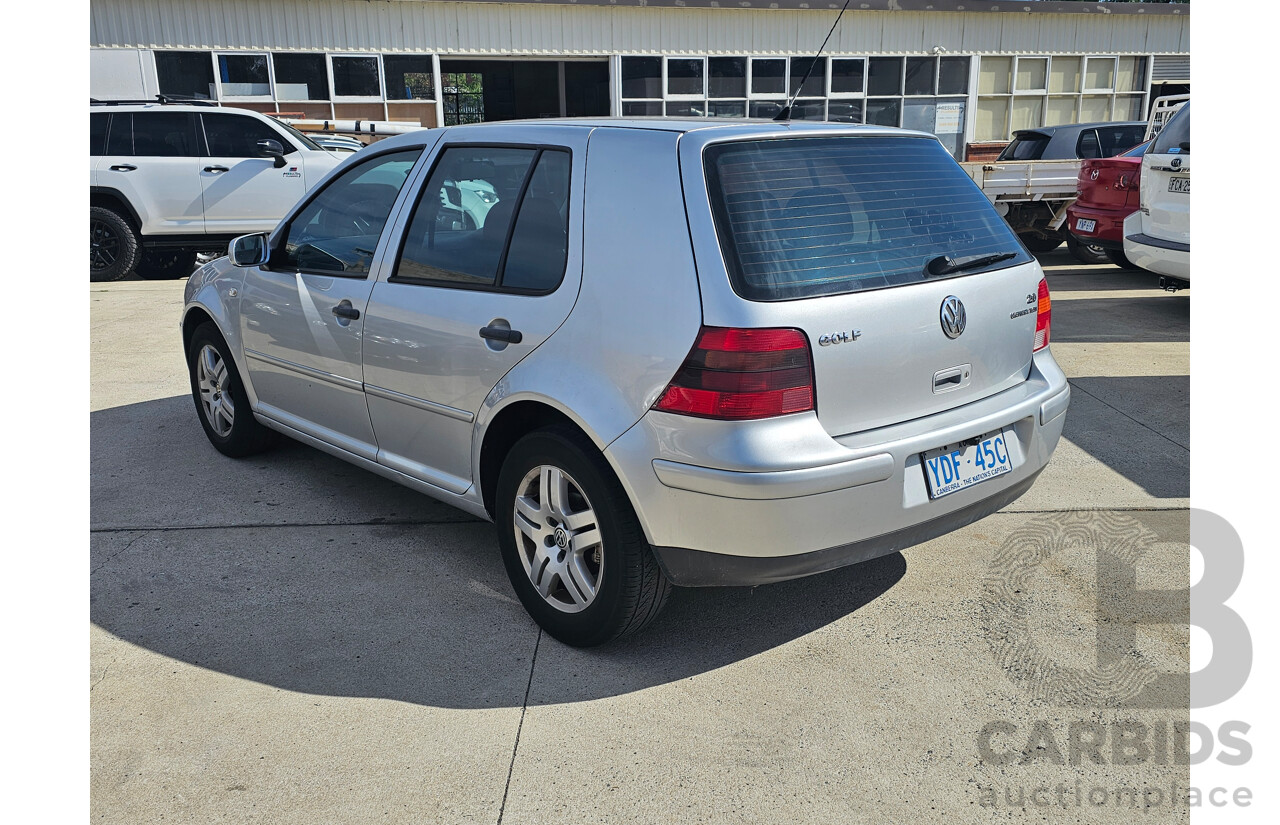 4/2004 Volkswagen Golf 2.0 Generation  5d Hatchback Silver 2.0L