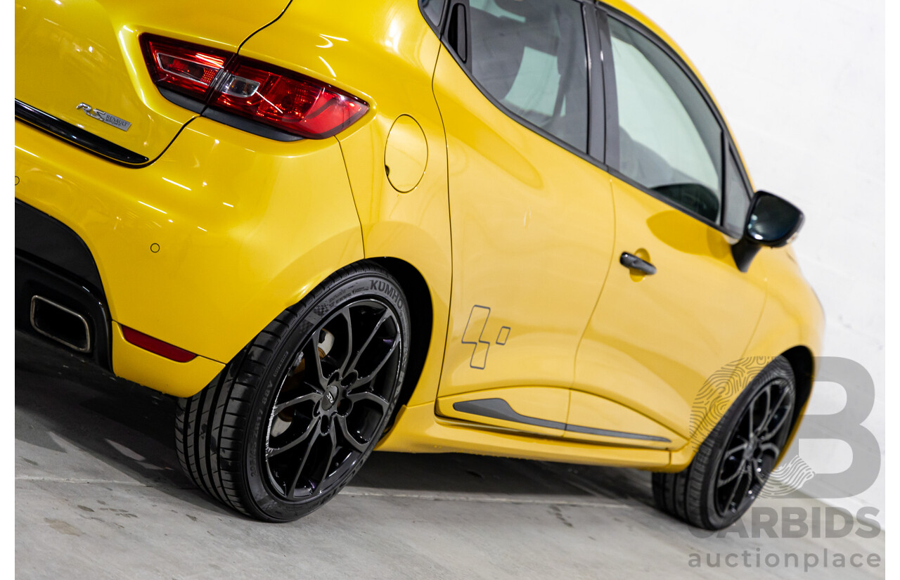 06/2016 Renault Clio R.S. 200 SPORT FWD X98 5D Hatchback Liquid Yellow Metallic Turbo 1.6L