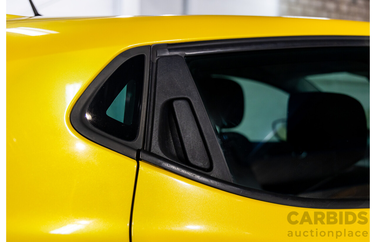 06/2016 Renault Clio R.S. 200 SPORT FWD X98 5D Hatchback Liquid Yellow Metallic Turbo 1.6L