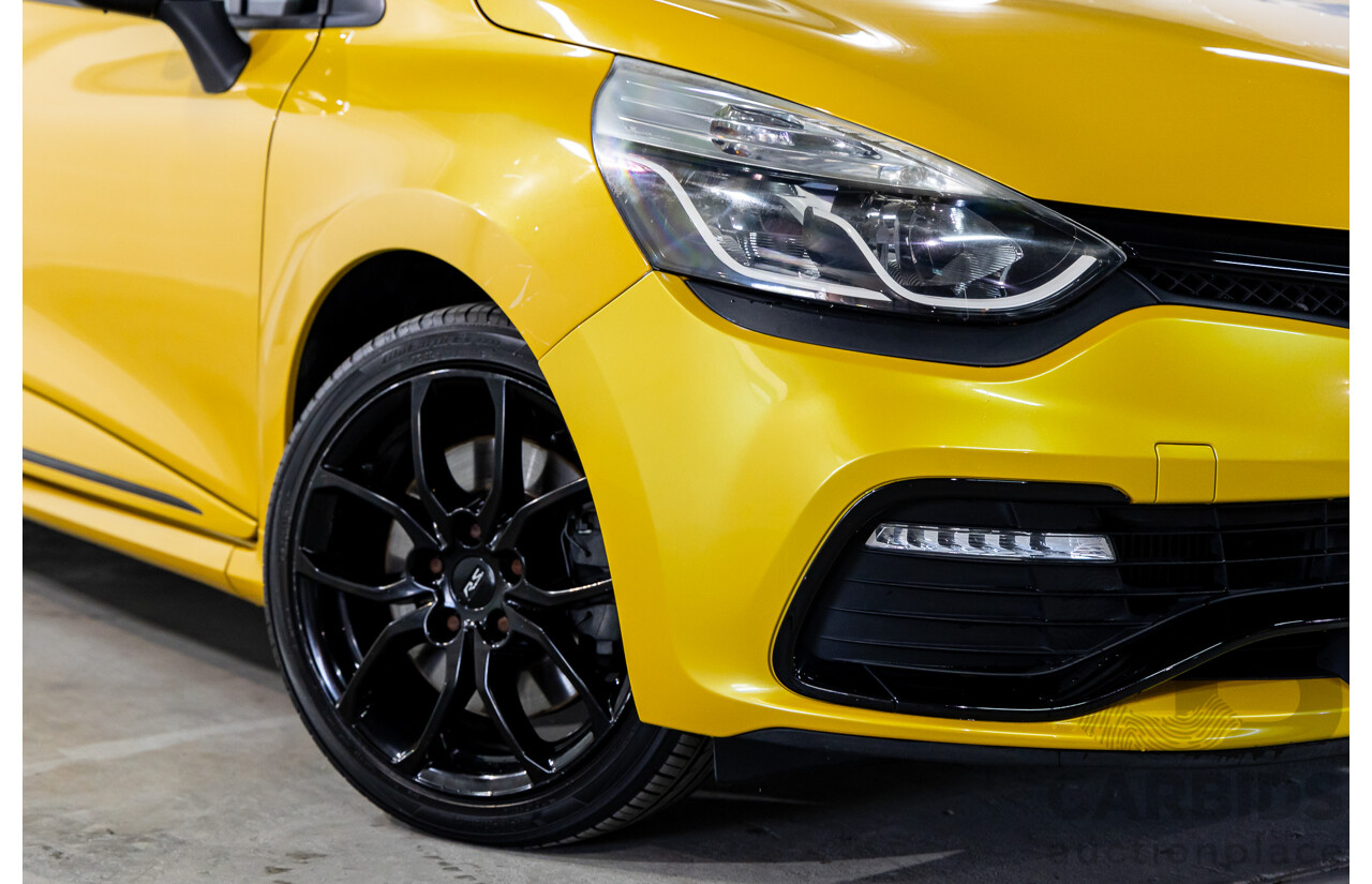 06/2016 Renault Clio R.S. 200 SPORT FWD X98 5D Hatchback Liquid Yellow Metallic Turbo 1.6L