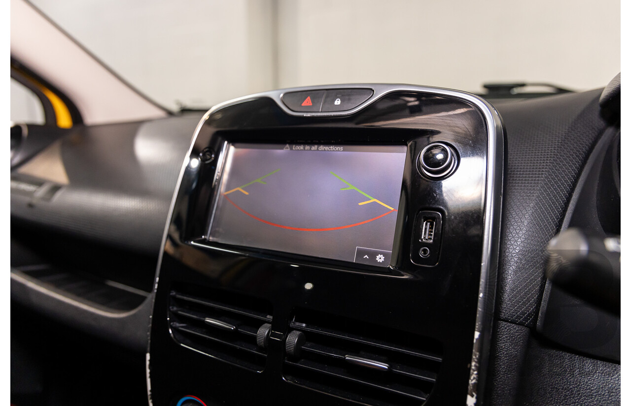 06/2016 Renault Clio R.S. 200 SPORT FWD X98 5D Hatchback Liquid Yellow Metallic Turbo 1.6L