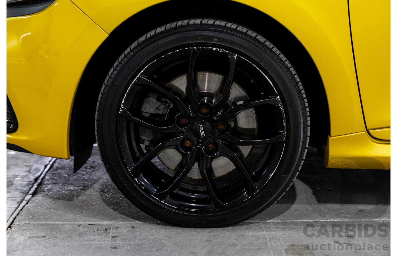 06/2016 Renault Clio R.S. 200 SPORT FWD X98 5D Hatchback Liquid Yellow Metallic Turbo 1.6L