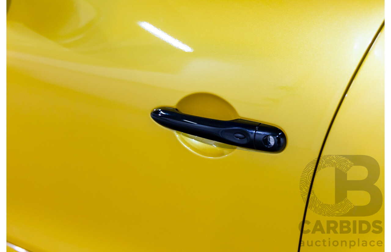 06/2016 Renault Clio R.S. 200 SPORT FWD X98 5D Hatchback Liquid Yellow Metallic Turbo 1.6L