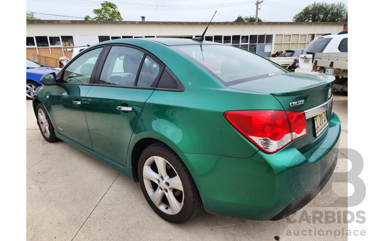6/2011 Holden Cruze SRi V JH 4d Sedan Green 1.4L
