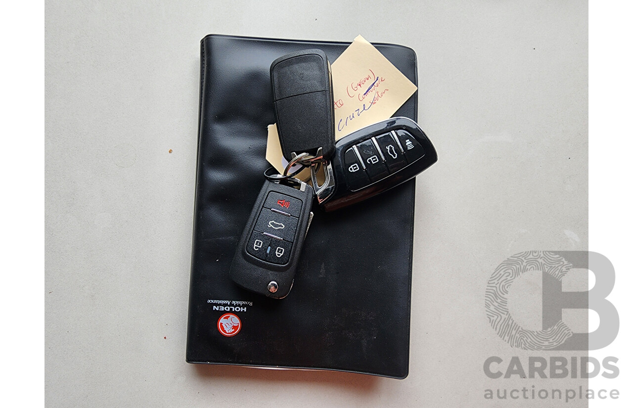 6/2011 Holden Cruze SRi V JH 4d Sedan Green 1.4L