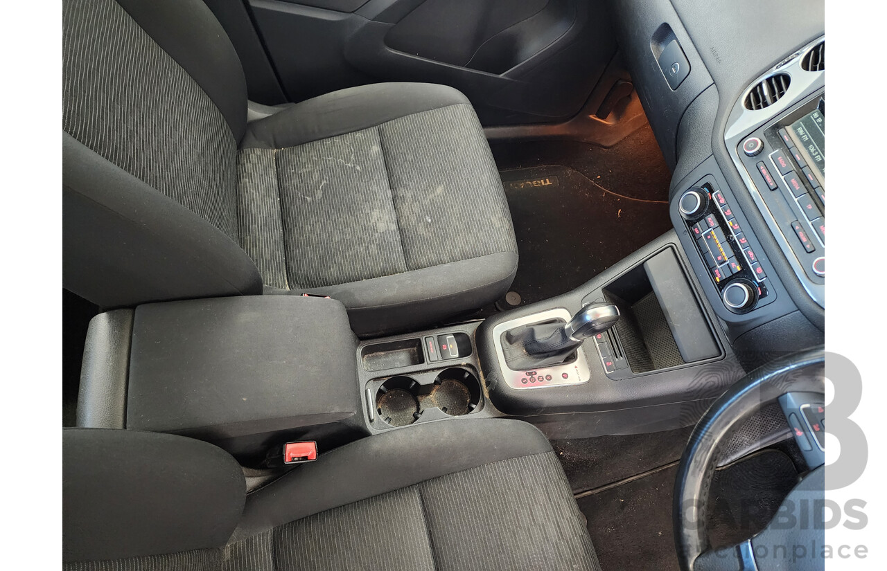 1/2012 Volkswagen Tiguan 132 TSI (4x4) 5NC MY12 4d Wagon Grey 2.0L