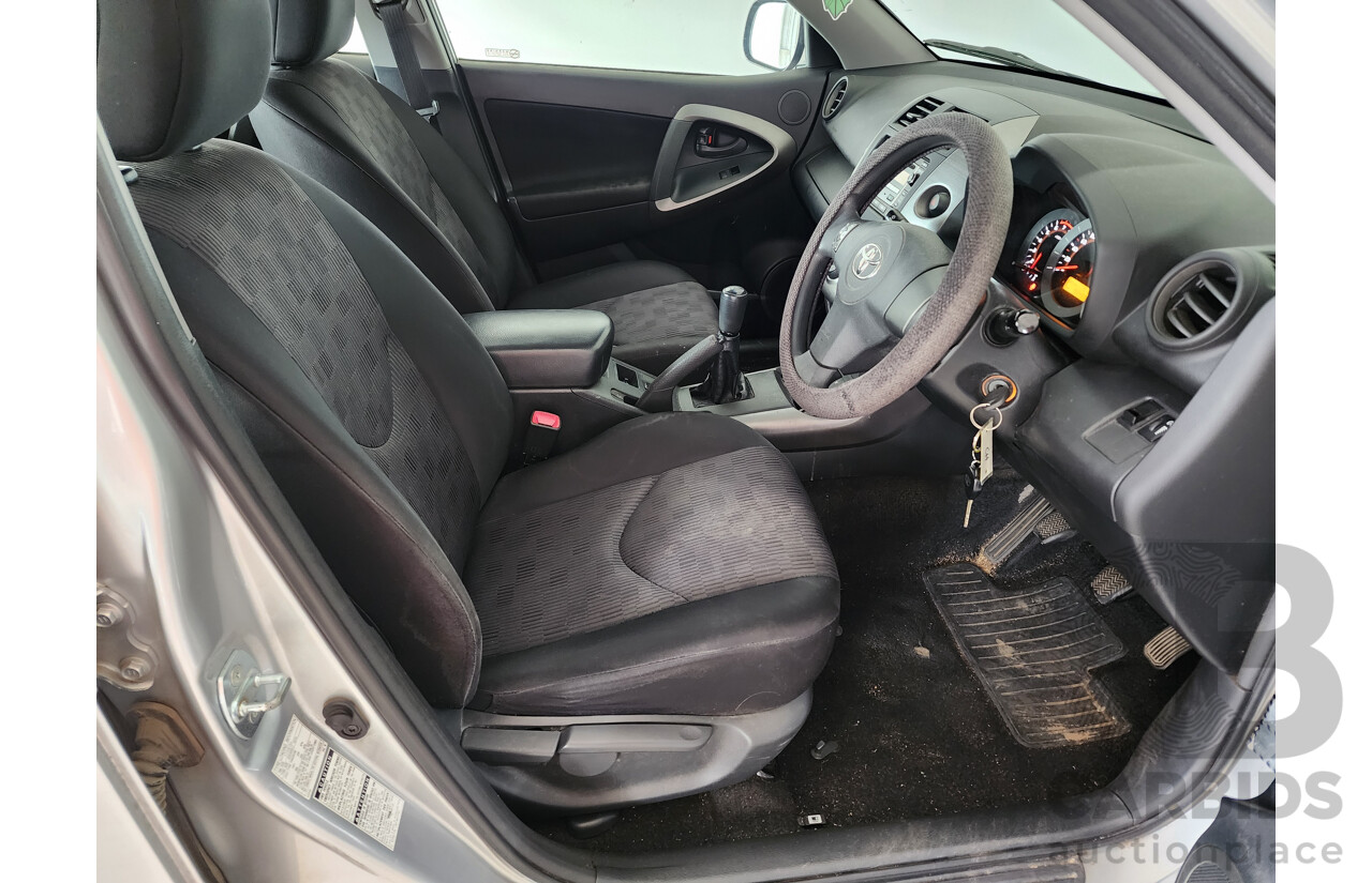 4/2010 Toyota Rav4 CV (4x4) ACA33R 08 UPGRADE 4d Wagon Silver Or Chrome 2.4L