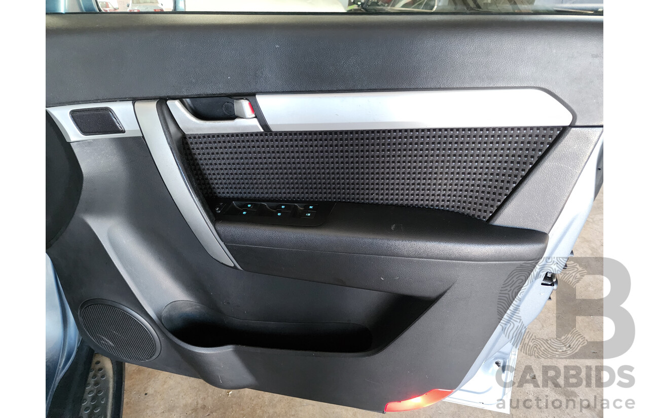 7/2013 Holden Captiva 7 SX (fwd) CG MY12 4d Wagon Grey 2.4L