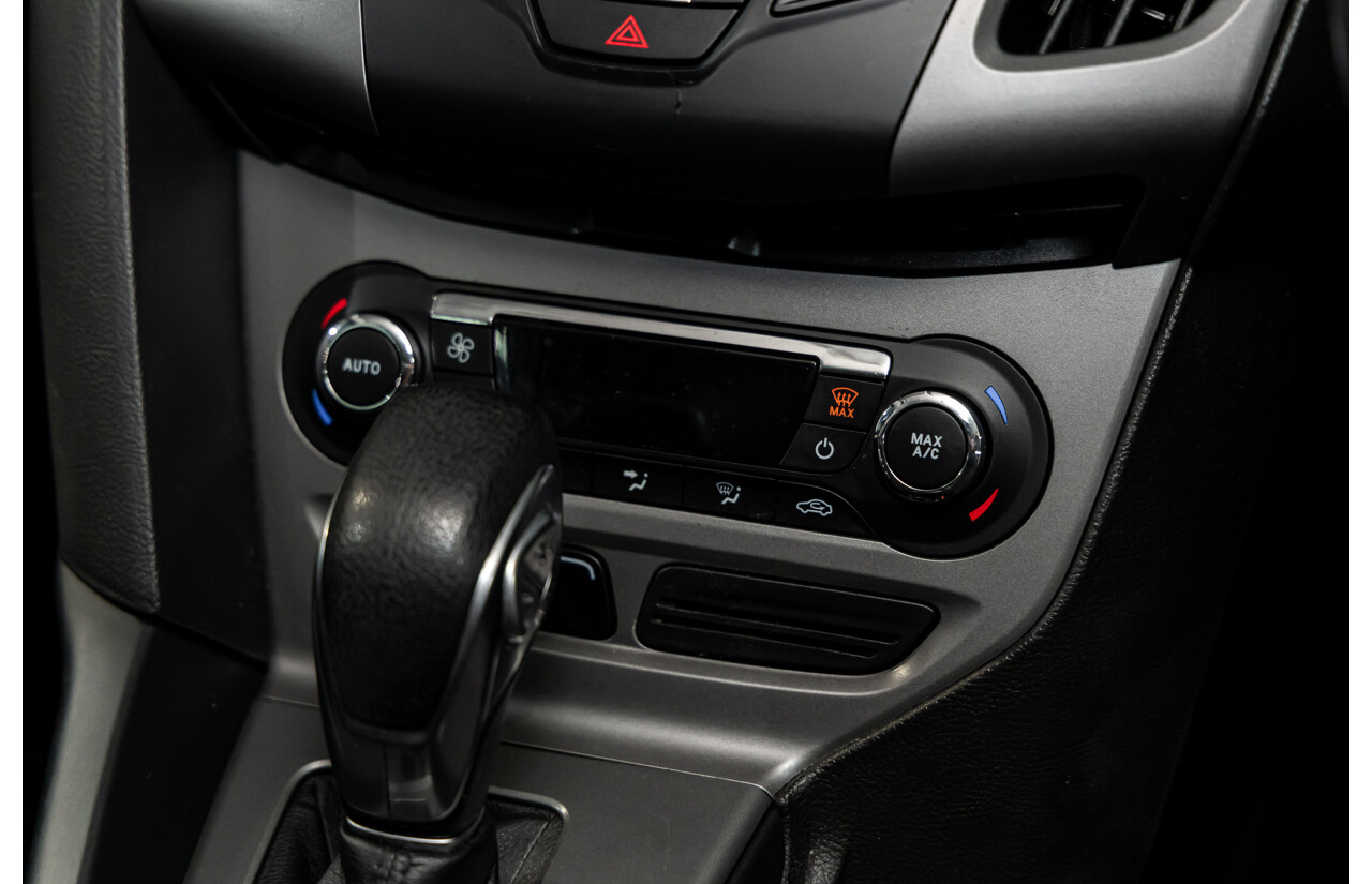 8/2014 Ford Focus Trend LW MK2 Upgrade 5d Hatchback Frozen White 2.0L