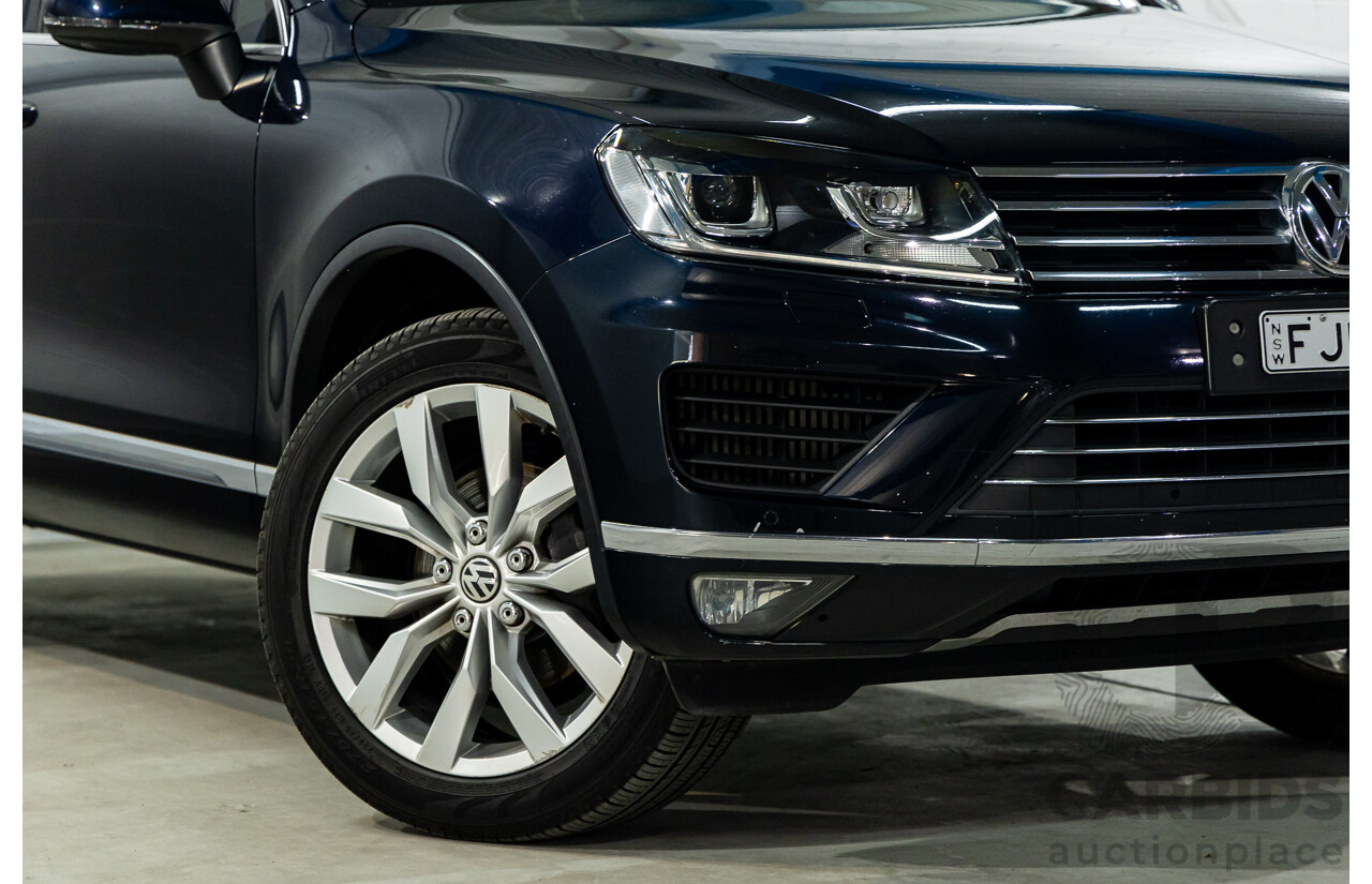 5/2015 Volkswagen Touareg V6 TDI 7P MY15 4d Wagon Moonlight Blue Pearl Turbo Diesel V6 3.0L