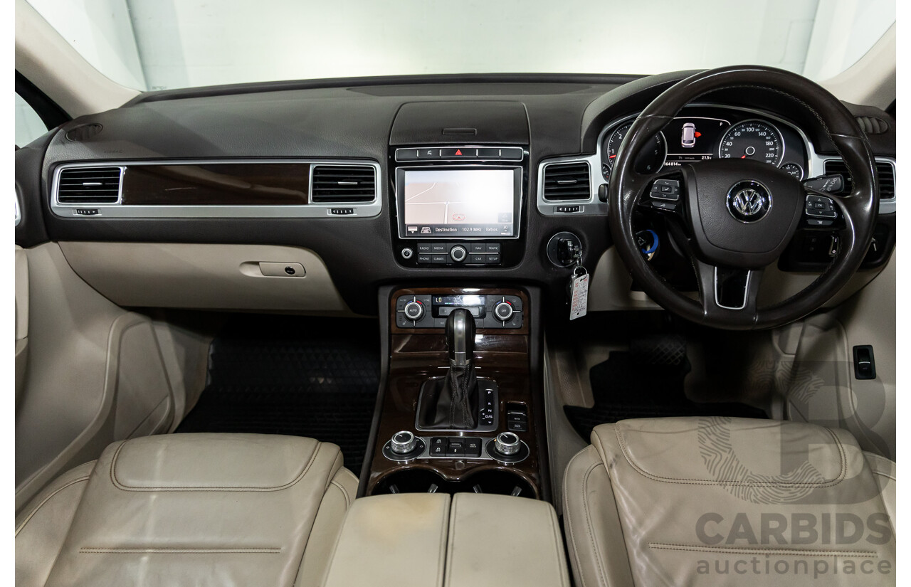 5/2015 Volkswagen Touareg V6 TDI 7P MY15 4d Wagon Moonlight Blue Pearl Turbo Diesel V6 3.0L