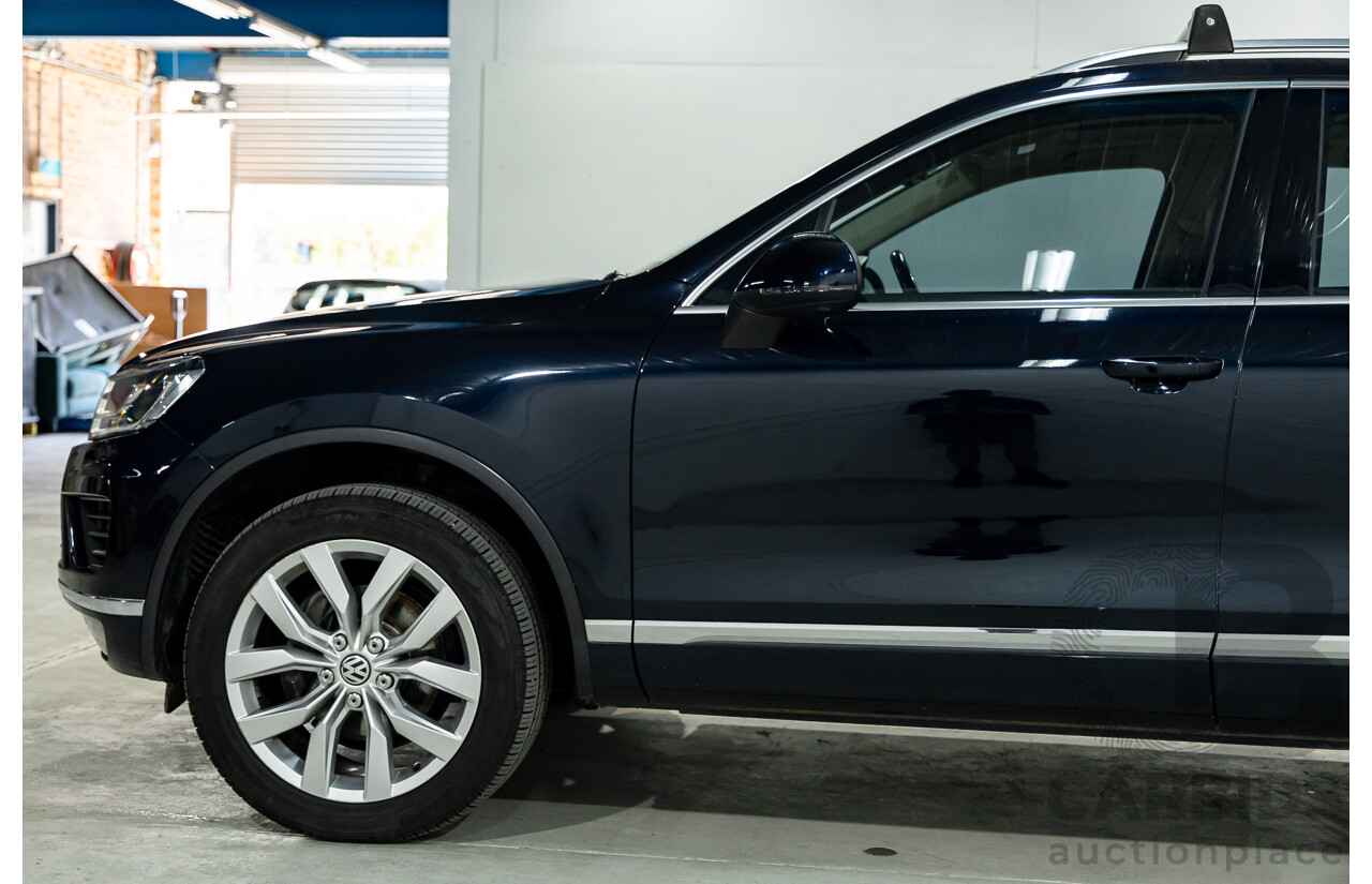 5/2015 Volkswagen Touareg V6 TDI 7P MY15 4d Wagon Moonlight Blue Pearl Turbo Diesel V6 3.0L