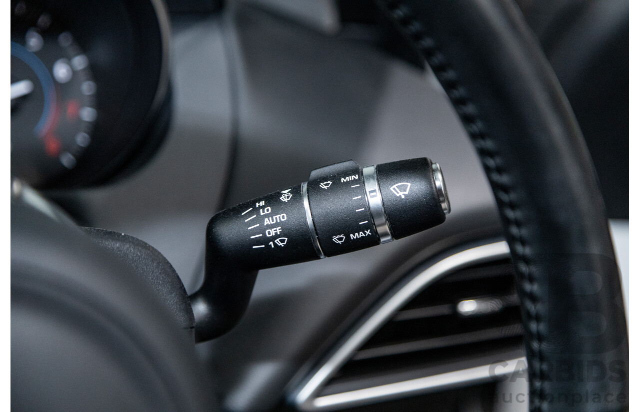 07/2019 Jaguar XE 20t Prestige (147kw) X760 MY19 4d Sedan Fuji White Turbo 2.0L