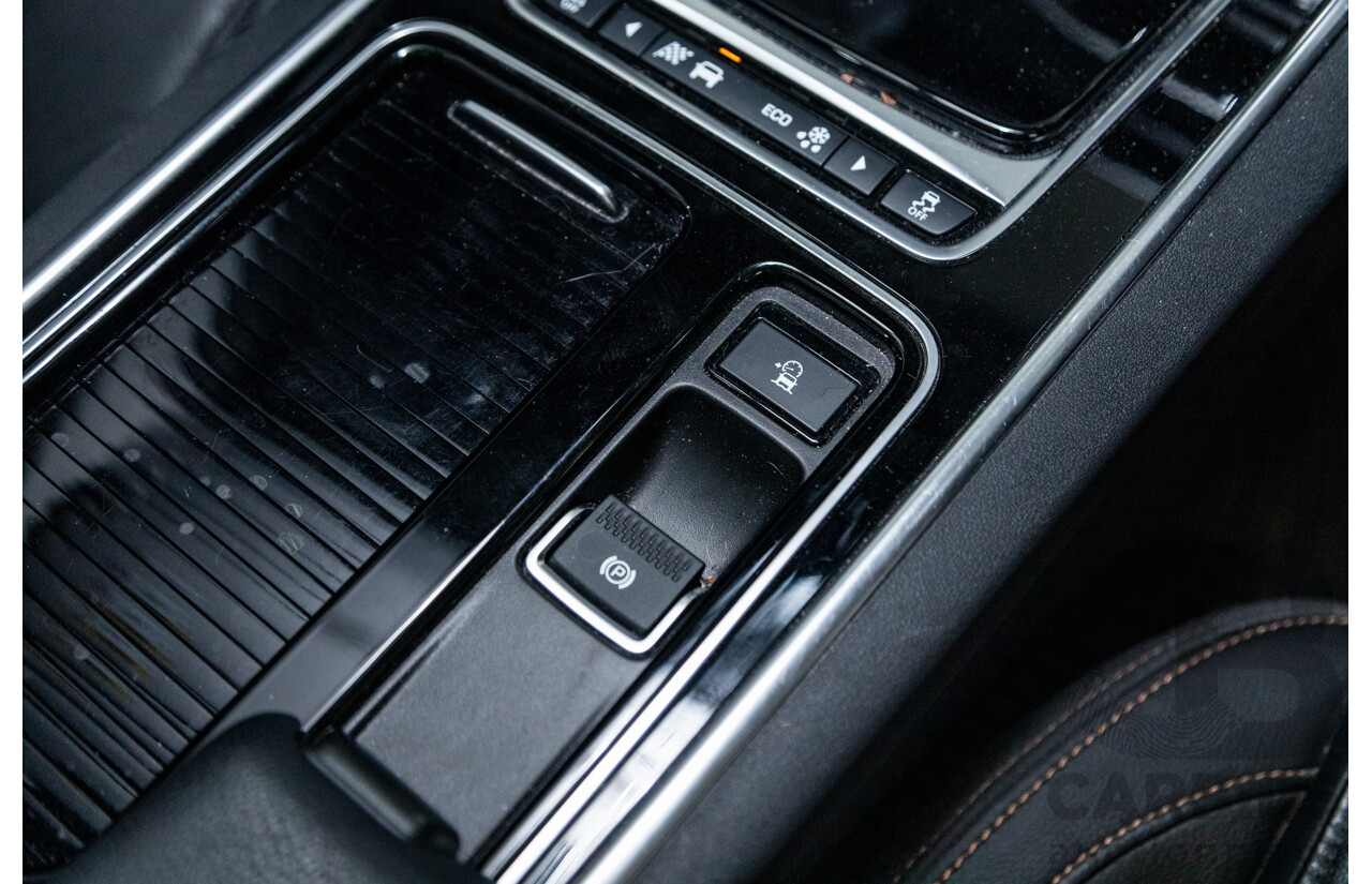 07/2019 Jaguar XE 20t Prestige (147kw) X760 MY19 4d Sedan Fuji White Turbo 2.0L