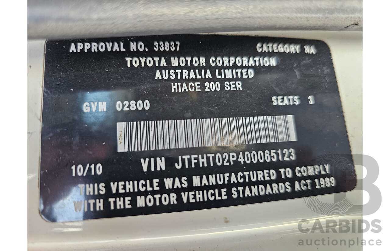 10/2010 Toyota Hiace LWB KDH201R MY11 UPGRADE 4d Van White 3.0L