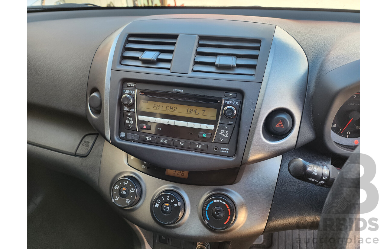 7/2011 Toyota Rav4 CV (2wd) ACA38R 4d Wagon White 2.4L