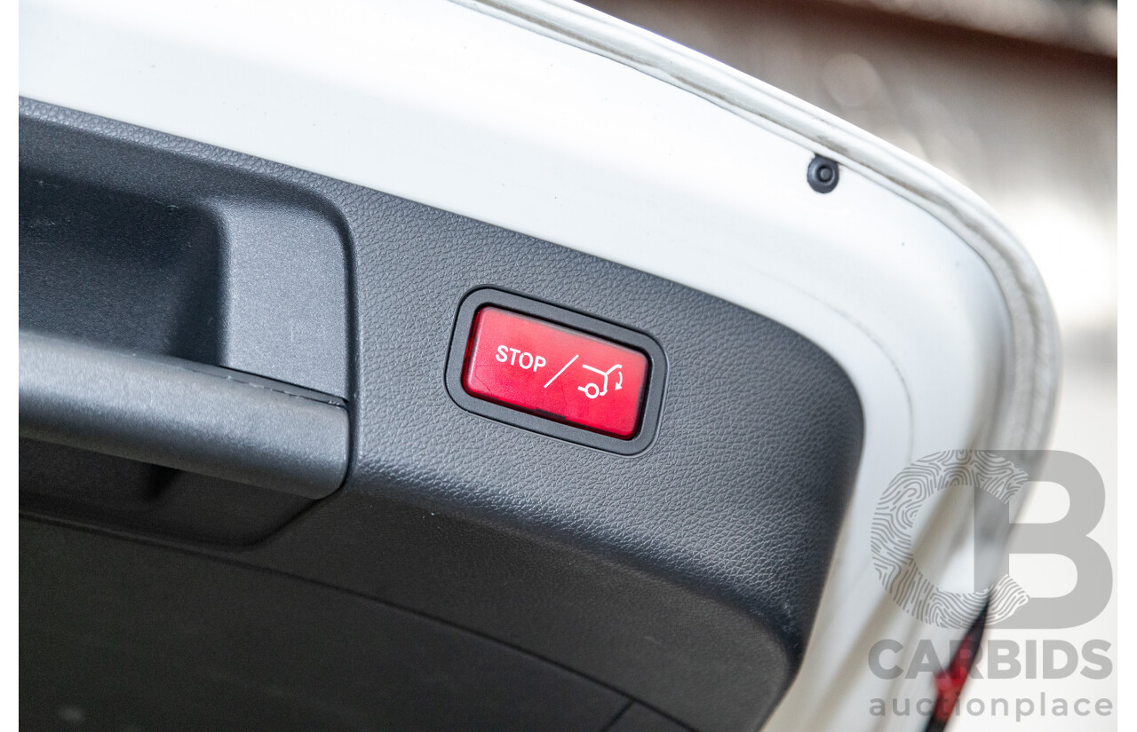 7/2015 Mercedes Benz GLA250 4matic (AWD) AMG Pack X156 MY15 4d Wagon Calcite White Turbo 2.0L