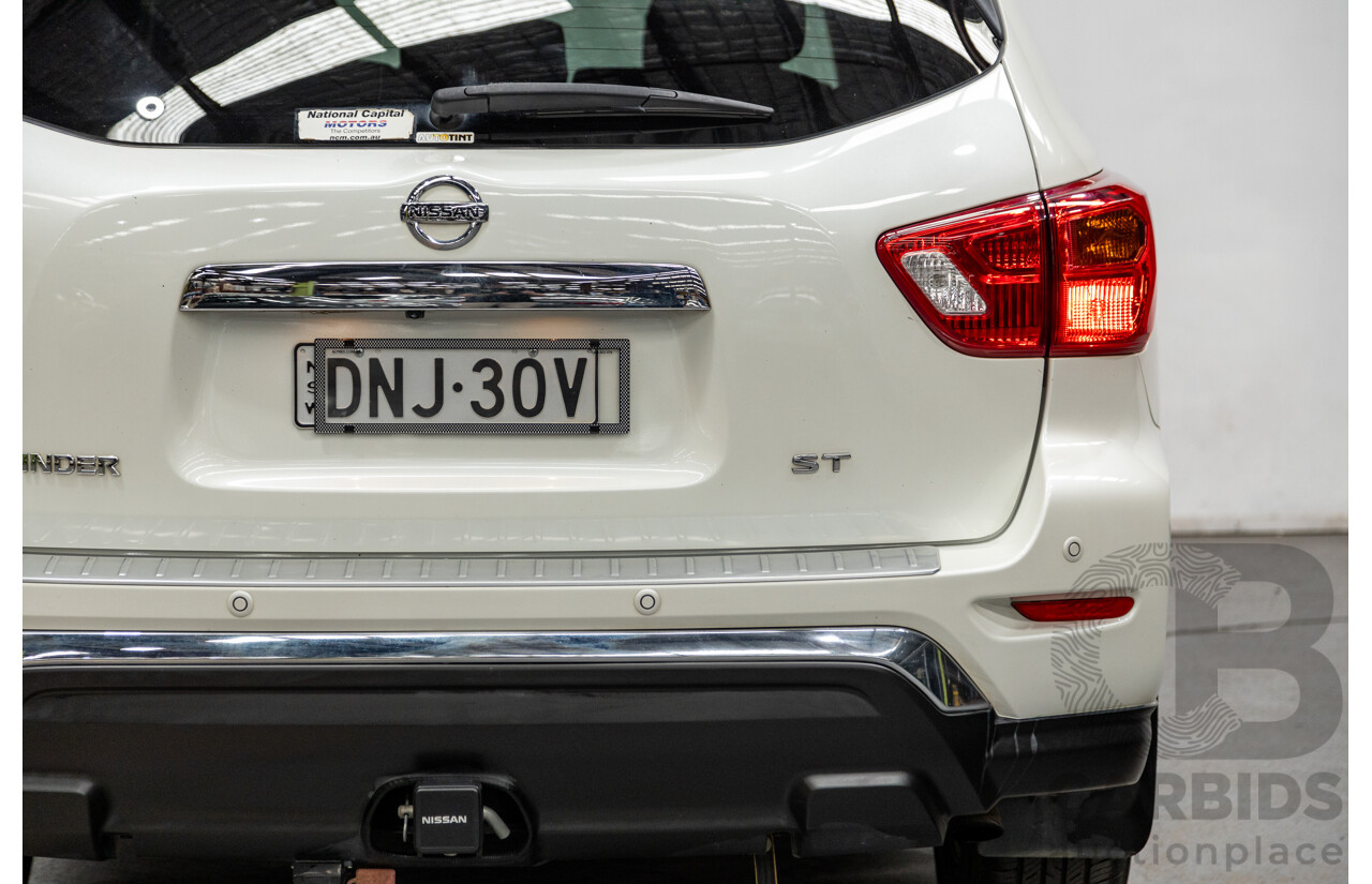 5/2017 Nissan Pathfinder ST R52 MY15 4d Wagon White V6 3.5L - 7 Seater