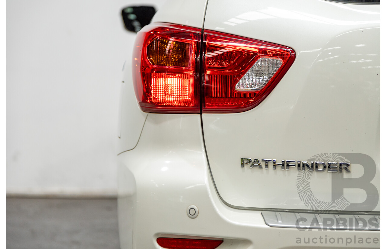 5/2017 Nissan Pathfinder ST R52 MY15 4d Wagon White V6 3.5L - 7 Seater