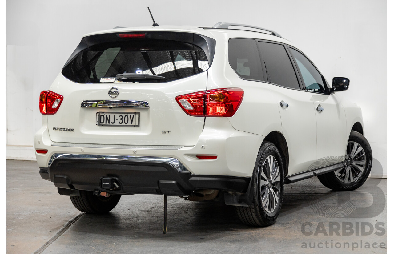 5/2017 Nissan Pathfinder ST R52 MY15 4d Wagon White V6 3.5L - 7 Seater