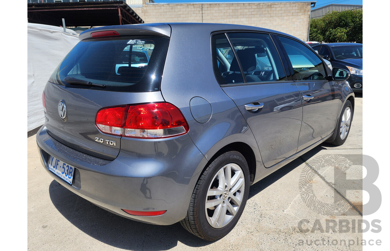 1/2010 Volkswagen Golf 103 TDI Comfortline 1K MY10 5d Hatchback Silver Or Chrome 2.0L