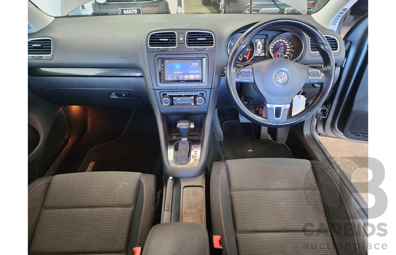 1/2010 Volkswagen Golf 103 TDI Comfortline 1K MY10 5d Hatchback Silver Or Chrome 2.0L