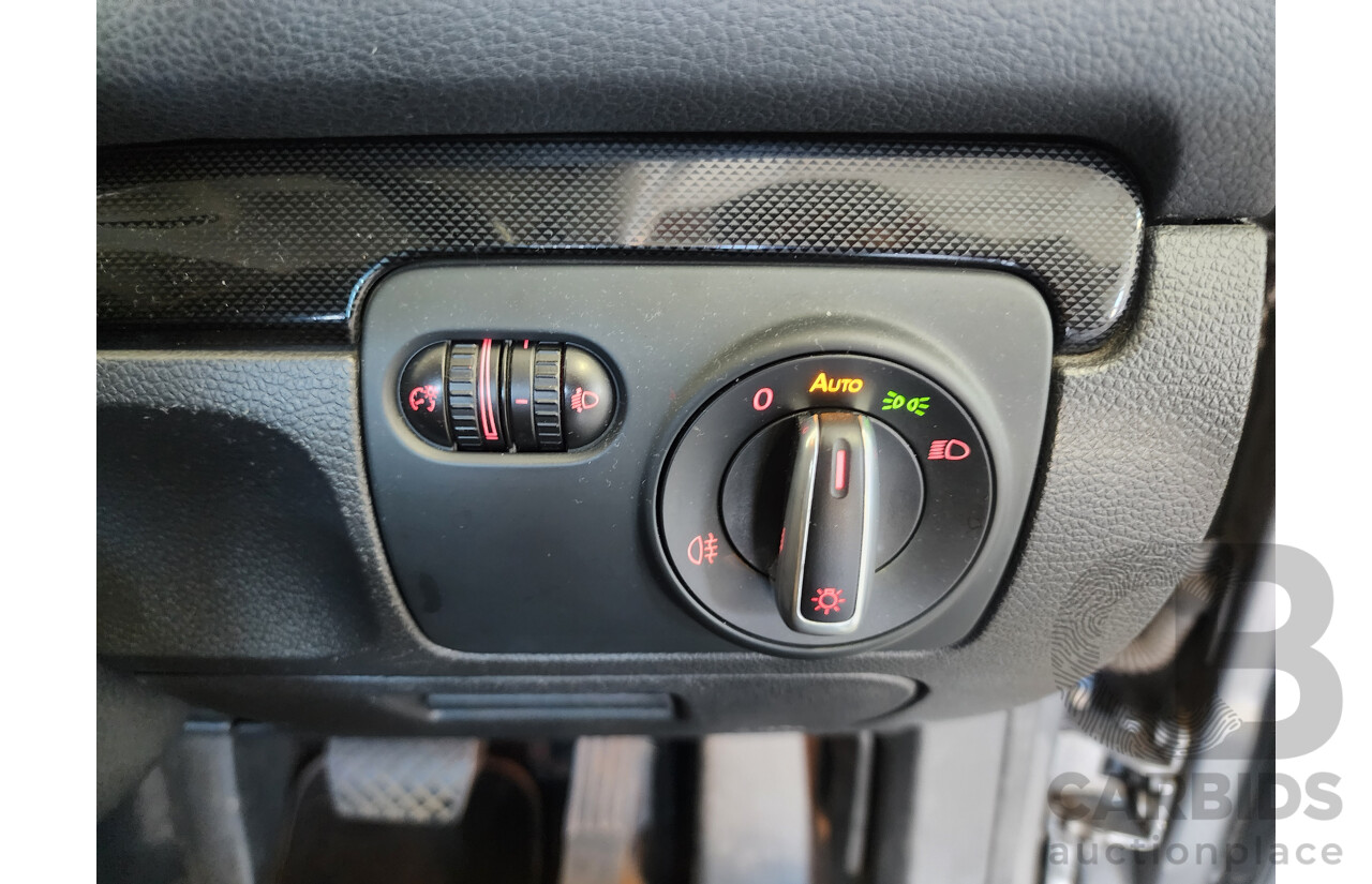 1/2010 Volkswagen Golf 103 TDI Comfortline 1K MY10 5d Hatchback Silver Or Chrome 2.0L