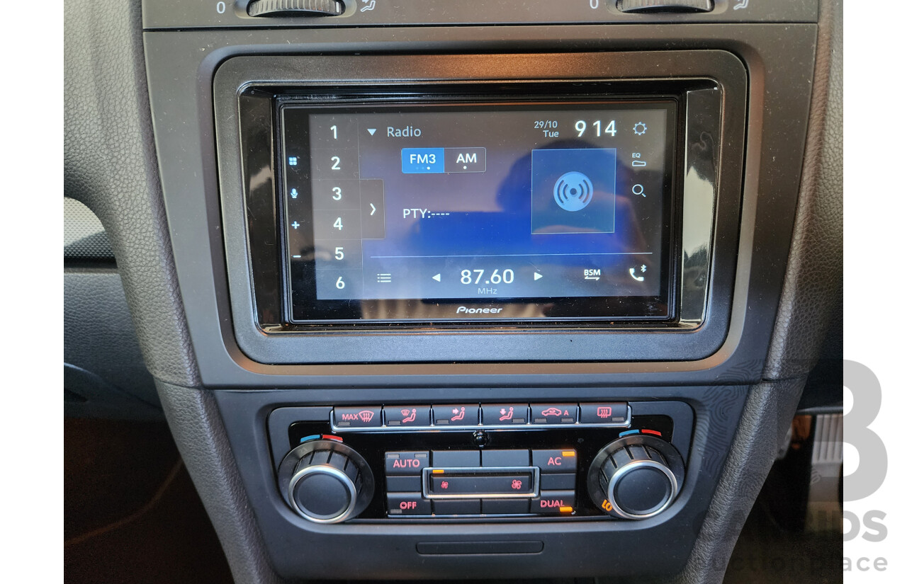 1/2010 Volkswagen Golf 103 TDI Comfortline 1K MY10 5d Hatchback Silver Or Chrome 2.0L