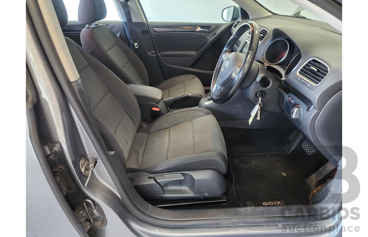 1/2010 Volkswagen Golf 103 TDI Comfortline 1K MY10 5d Hatchback Silver Or Chrome 2.0L