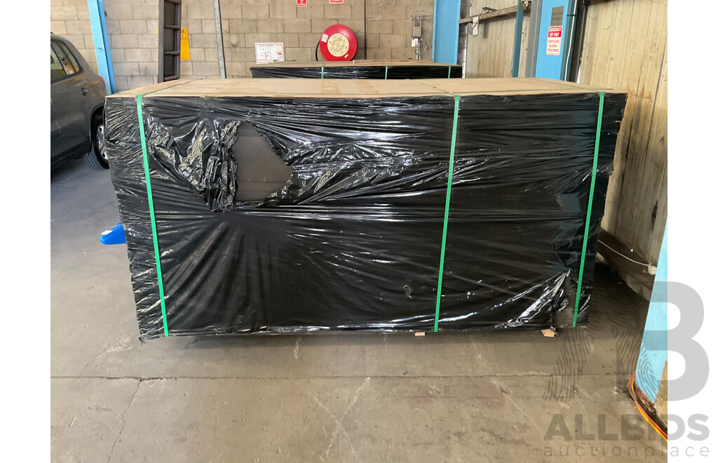 High Density Fiberboard (HDF) Sheeting 1 Pallet - 220 Sheets