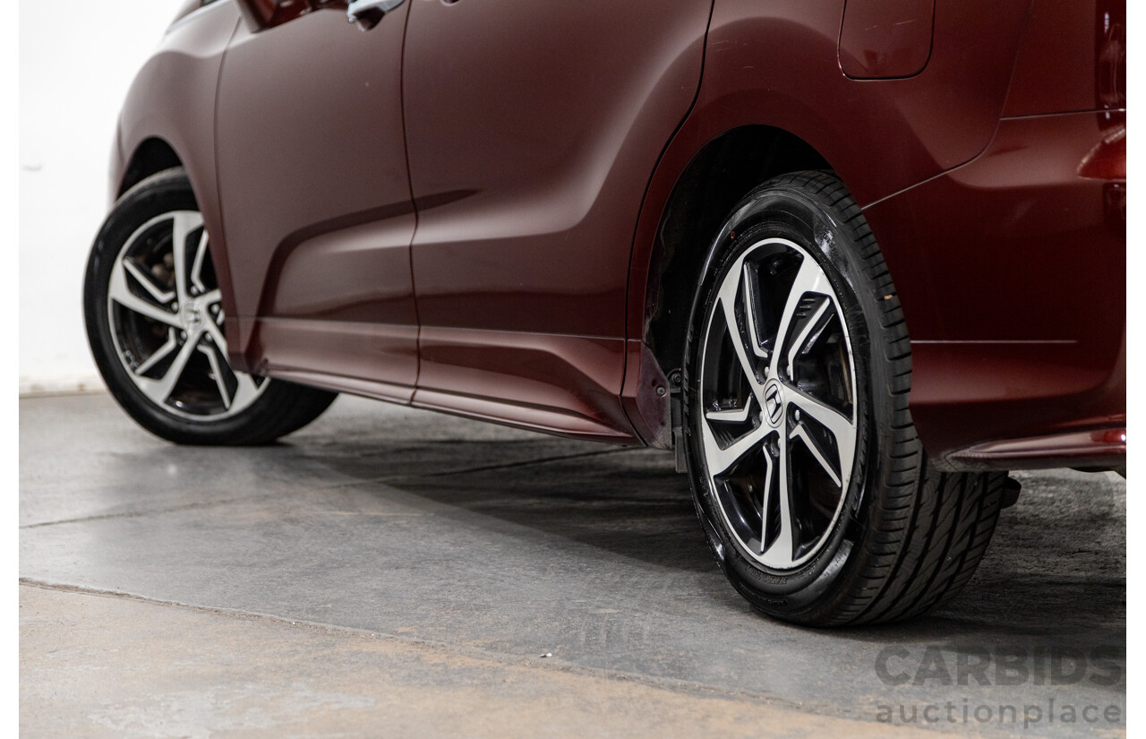 6/2016 Honda Odyssey Vti-L RC MY16 4d Wagon Carnelian Red 2.4L - 7 Seater